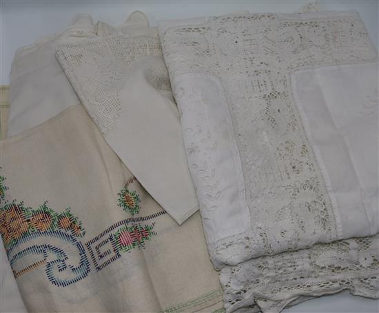 Small collection of embroidered table linen